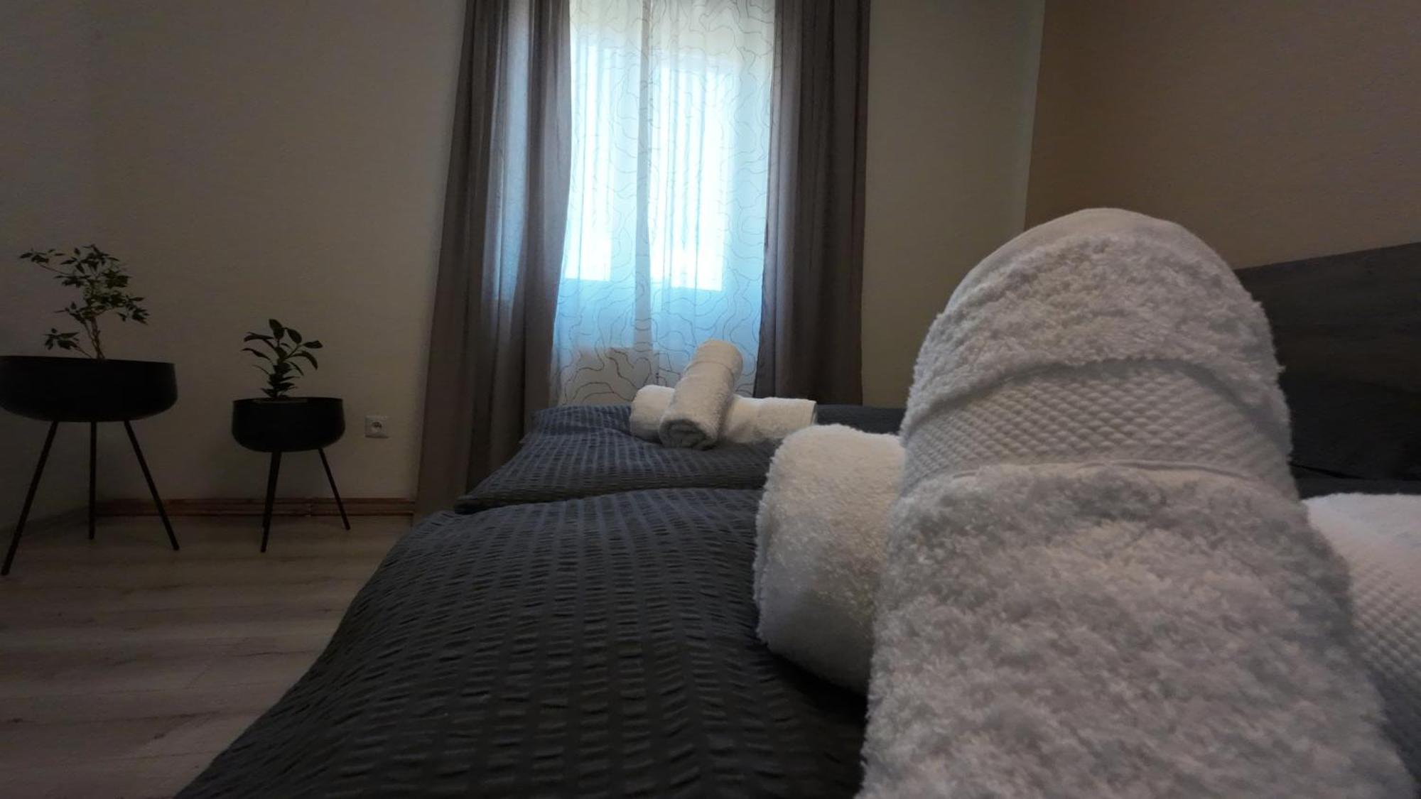 Apartman Andrea Лоучовице Экстерьер фото